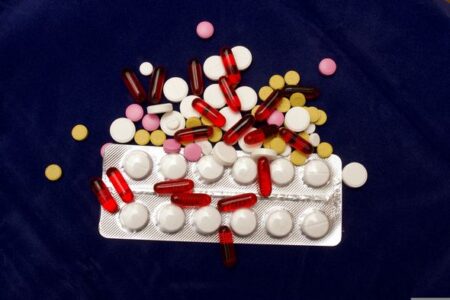 Nebenwirkungen von Drostanolon-Pillen: Neue Erkenntnisse enthüllen Risiken